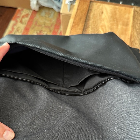 Incase Compass Backpack 16L - Picture 13 of 16